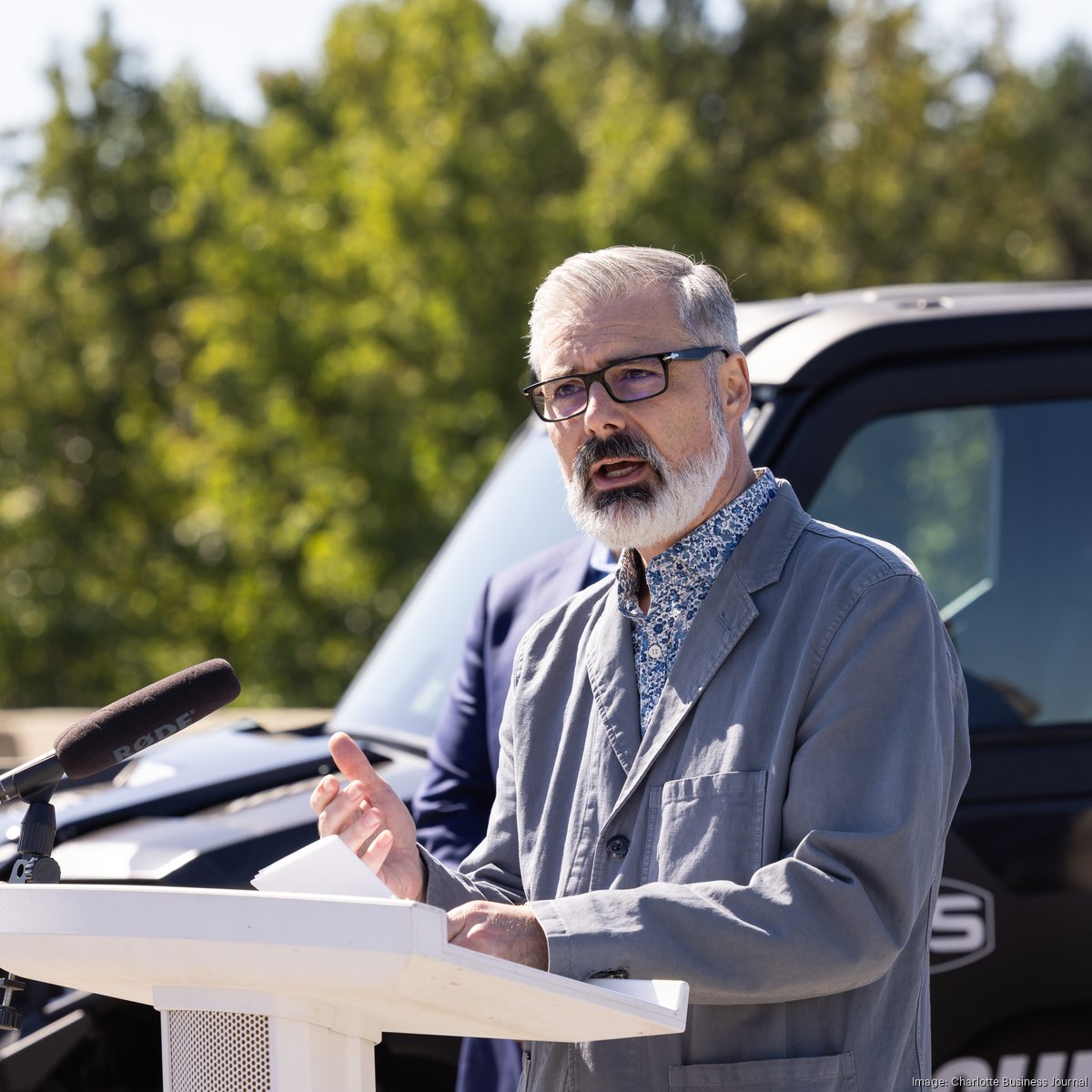 CATS CEO Gently Reminds People Not To Stab Each Other